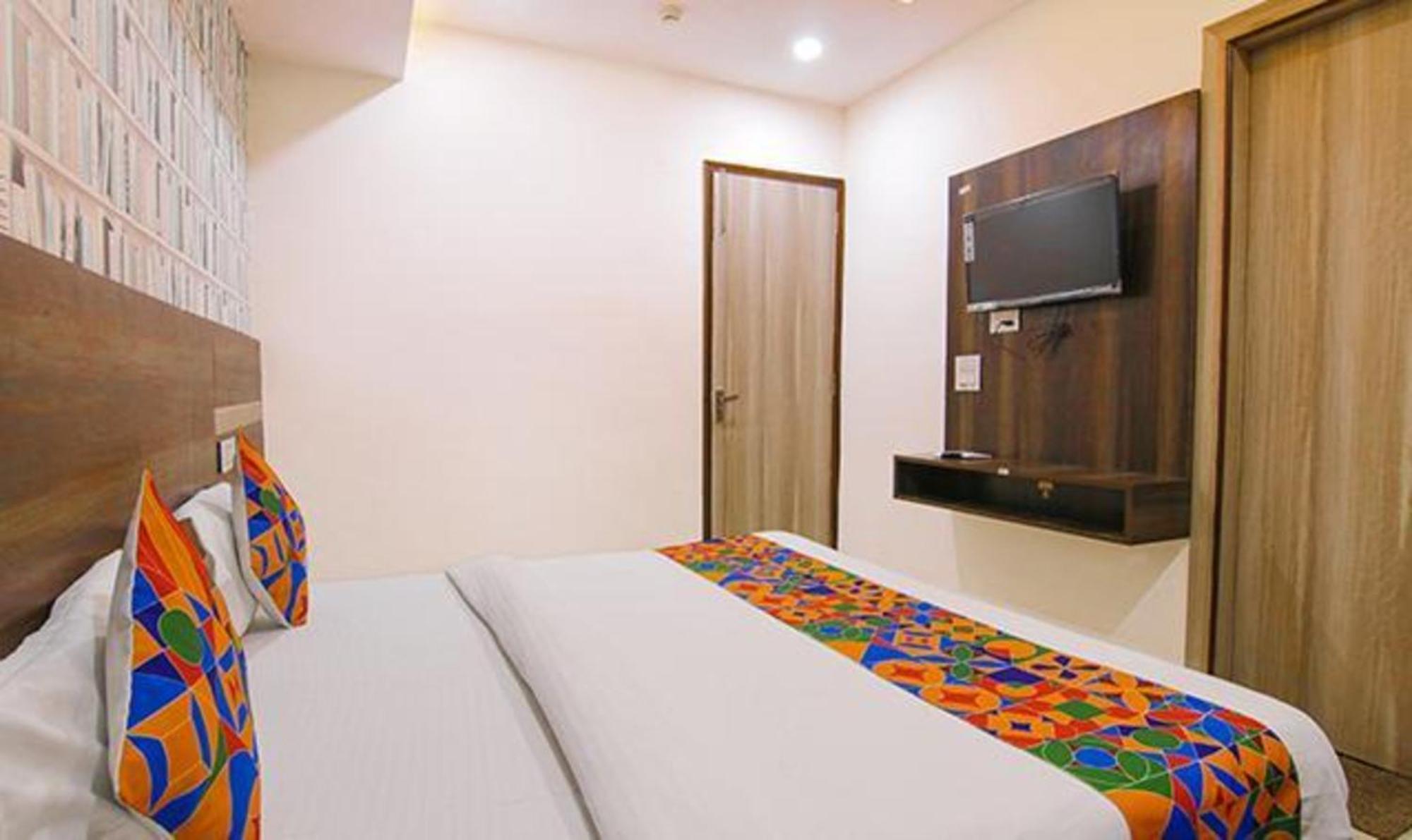Fabhotel Welcome Residency Zirakpur Экстерьер фото